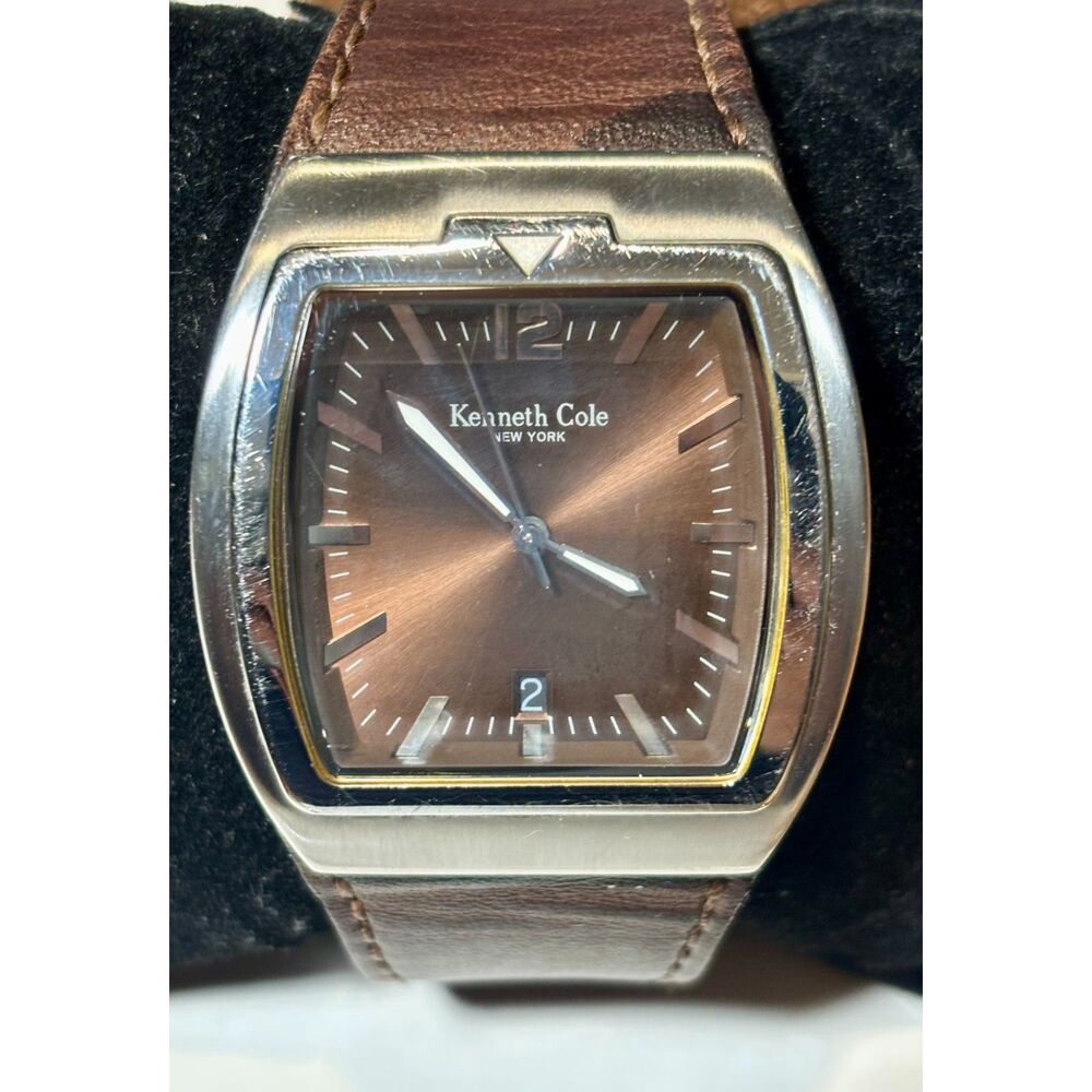 Kenneth Cole New York Men’s Watch (KC1213) – NEW BATTERY